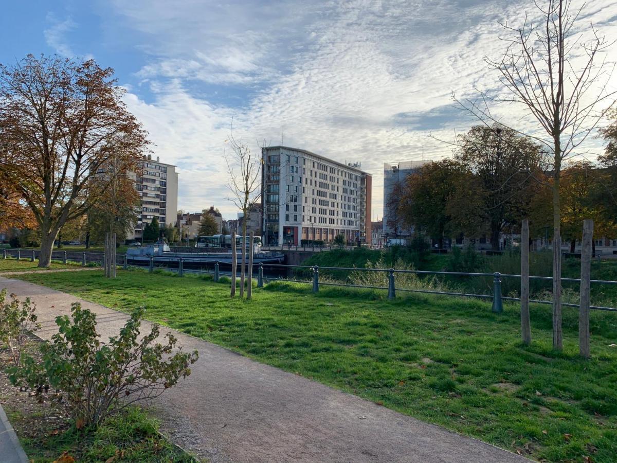ホテルPeniche Coeur De Lille Citadelle Terrasse 24H24H Access エクステリア 写真